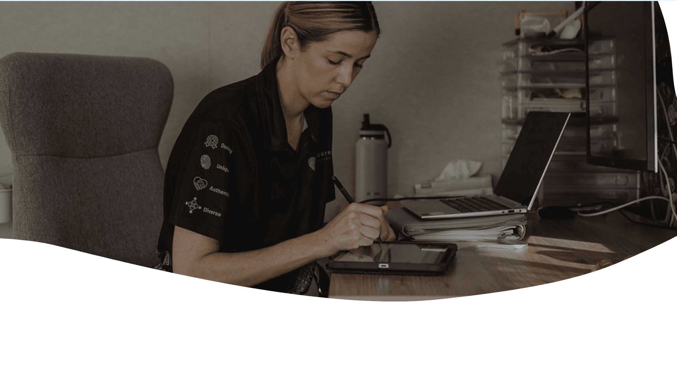 Speech Pathologist supporting a participant with communication and language development.